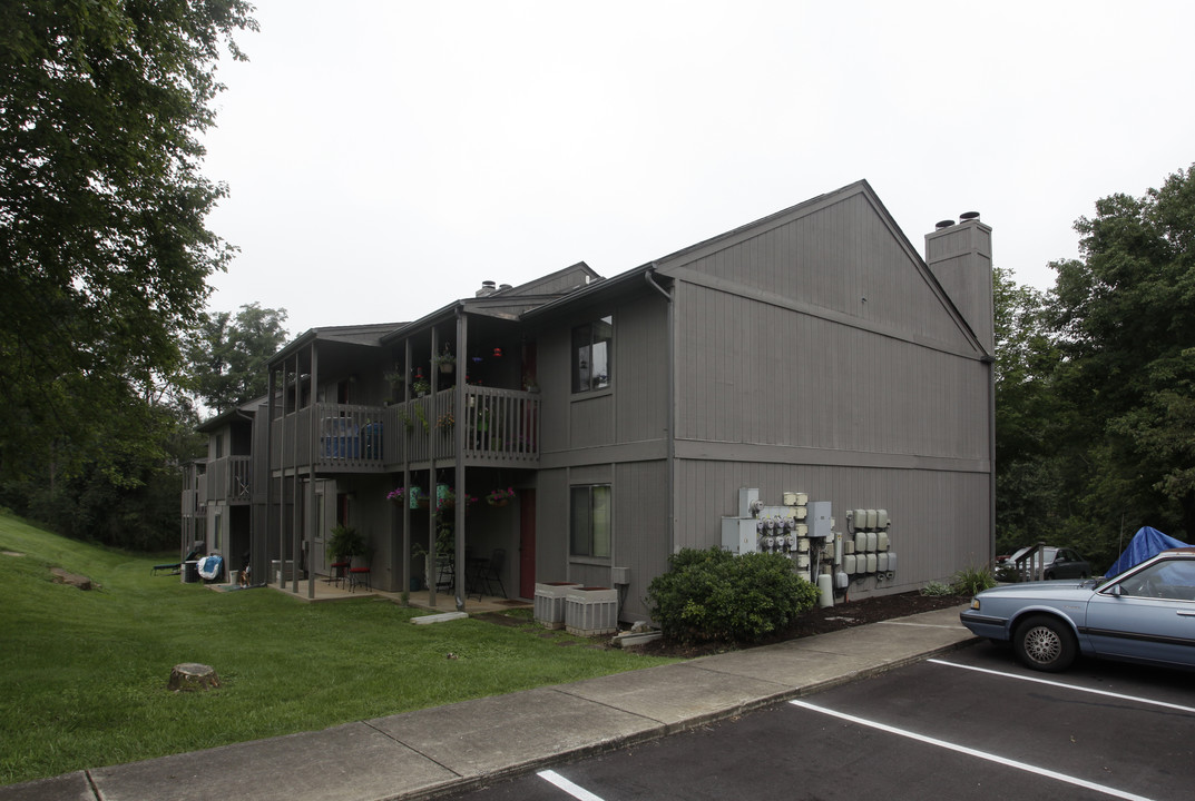 Deer Run Apartments in Bristol, TN - Building Photo