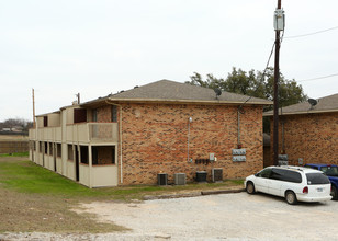 Springtown Apartments in Springtown, TX - Building Photo - Building Photo