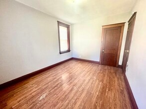 4055 Tholozan Ave in St. Louis, MO - Building Photo - Building Photo