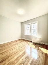 64 Charlesgate E, Unit 8 in Boston, MA - Building Photo - Building Photo