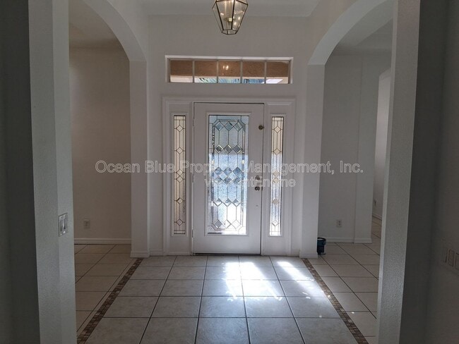 10214 Evergreen Hill Dr in Tampa, FL - Building Photo - Building Photo