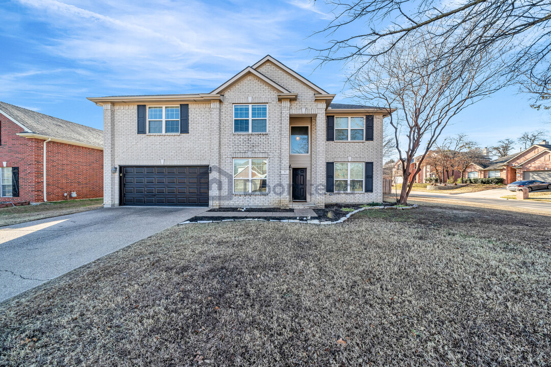 1 Touchstone Ct in Mansfield, TX - Foto de edificio