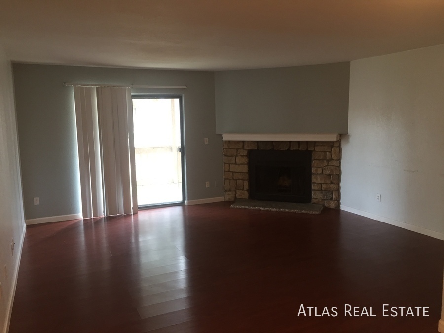 18083 E Ohio Ave in Aurora, CO - Building Photo