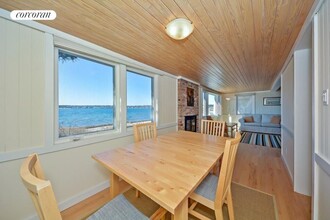 314 E Montauk Hwy in Hampton Bays, NY - Building Photo - Building Photo