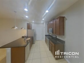 7906 110th Ave E in Parrish, FL - Building Photo - Building Photo