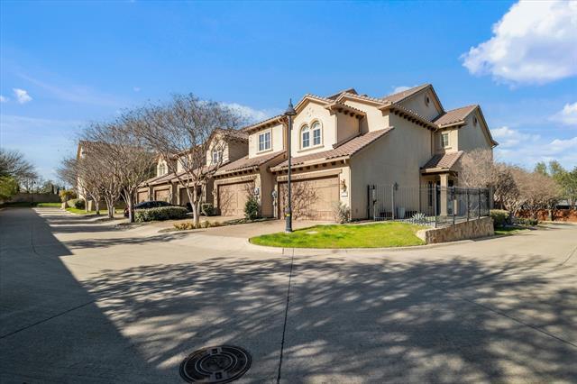 14739 Stanford Ct in Dallas, TX - Foto de edificio - Building Photo