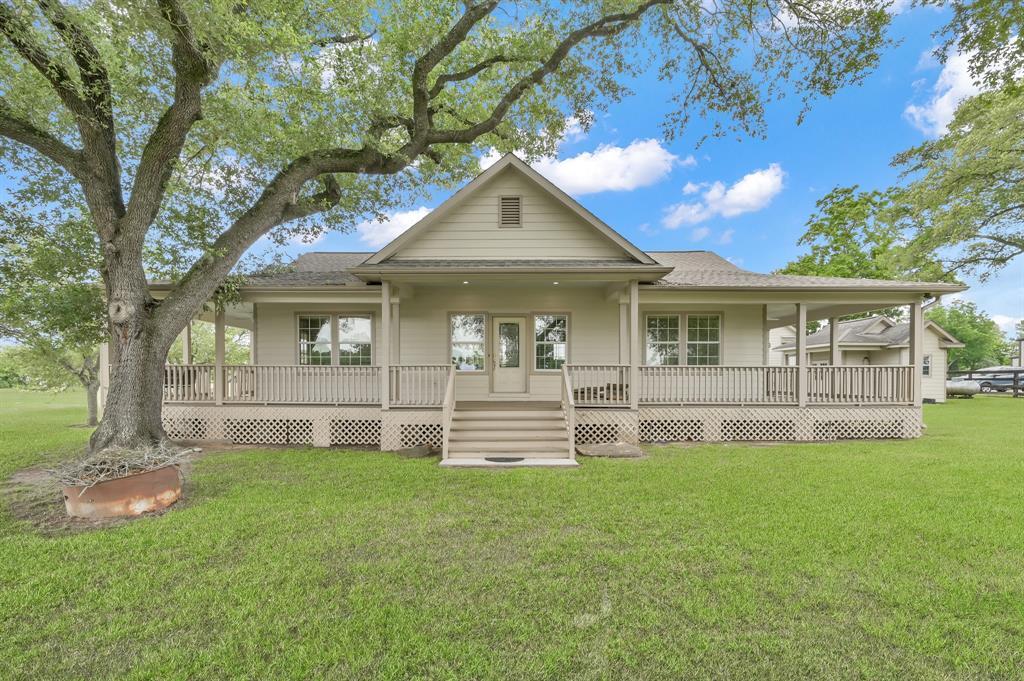 10618 Hufsmith Rd in Tomball, TX - Building Photo