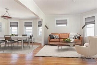 848 South St, Unit 2 in Boston, MA - Building Photo - Building Photo