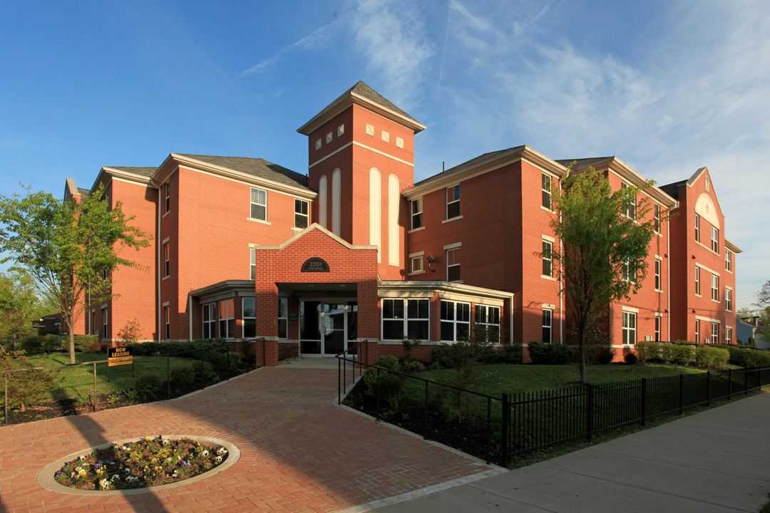 Zion Manor in Louisville, KY - Building Photo