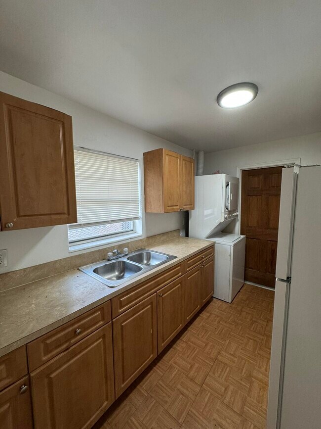 property at 1245 W 35th St