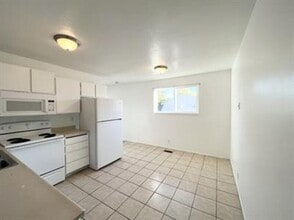 4742 W Arlington Park Dr in West Valley City, UT - Building Photo - Building Photo