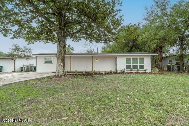 property at 10856 Hawaii Dr S