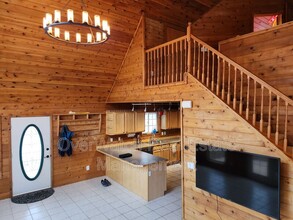 12331 E Prince of Peace Dr in Anchorage, AK - Building Photo - Building Photo