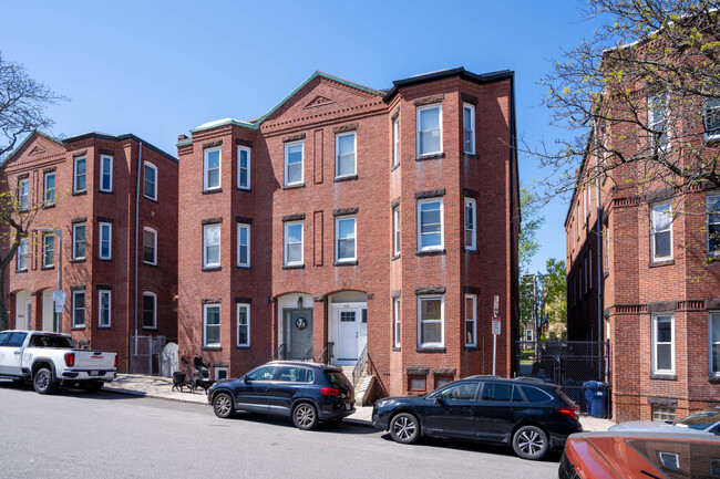 438-440 E 5th St in Boston, MA - Building Photo - Building Photo