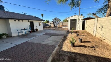 222 E Southgate Ave in Phoenix, AZ - Building Photo - Building Photo