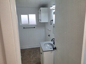 2002 W 4700 S in Roy, UT - Building Photo - Building Photo