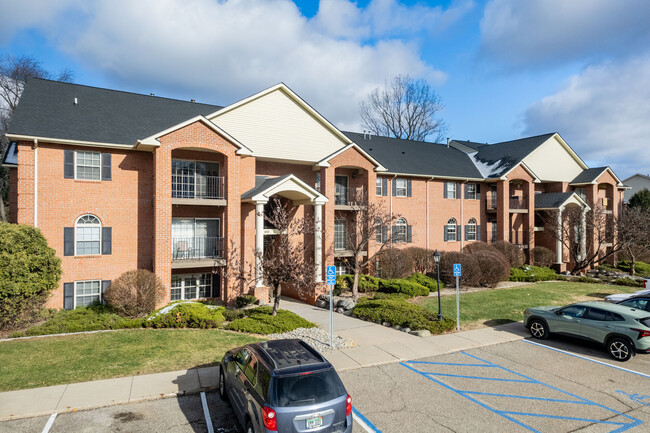 Georgetown Park Apartments in Fenton, MI - Building Photo - Building Photo