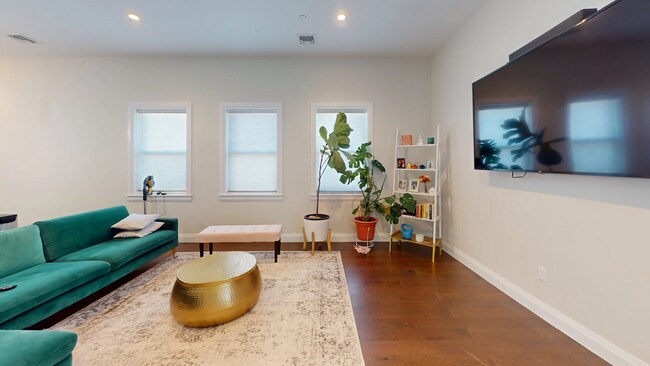 119 Barnes Ave, Unit 3