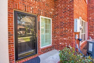 13646 Garden Grove Ct in Houston, TX - Building Photo - Building Photo