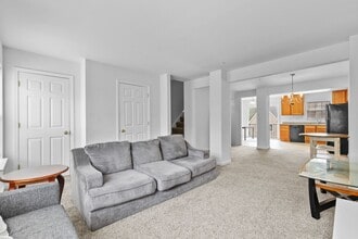 445 Kenneth Square in Baltimore, MD - Building Photo - Building Photo