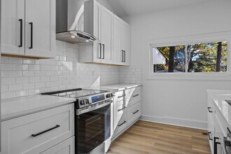 8625 Cedarbrook Dr in Charlotte, NC - Building Photo - Building Photo