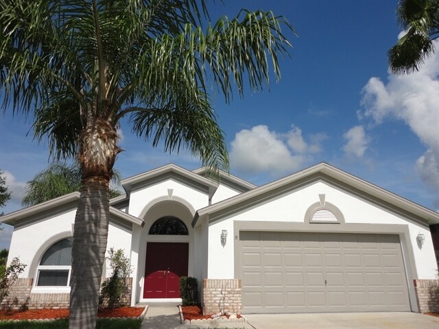 10419 Salisbury St in Riverview, FL - Building Photo