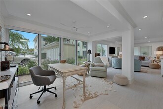 1950 Gulf Shore Blvd N in Naples, FL - Building Photo - Building Photo