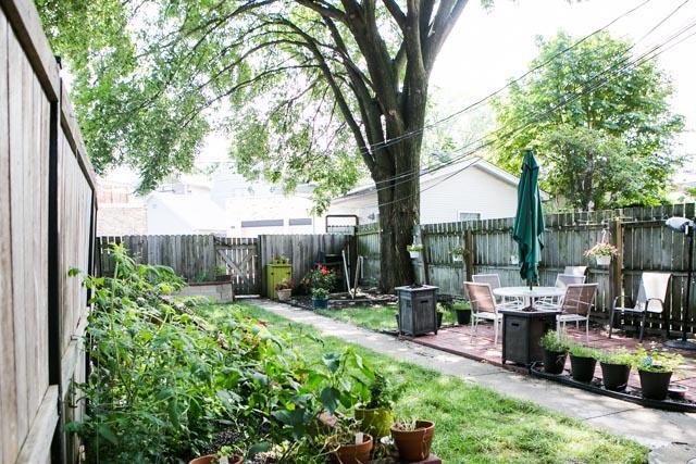 1665 W Wrightwood Ave, Unit GardenUnit