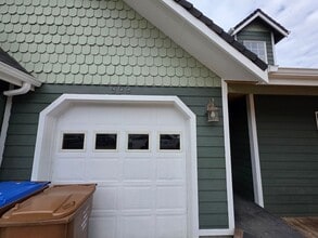 999 NE Broadway St in Myrtle Creek, OR - Building Photo - Building Photo