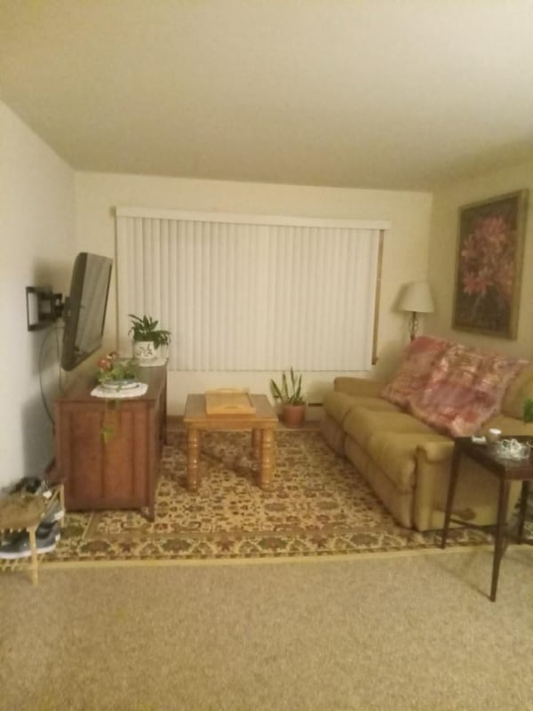 2401 Brentwood Pkwy