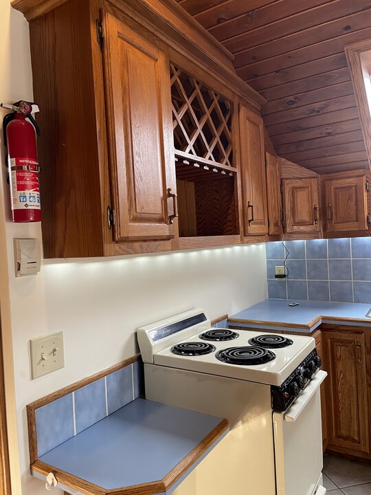 182 Washington St, Unit 3 in Barre, VT - Building Photo