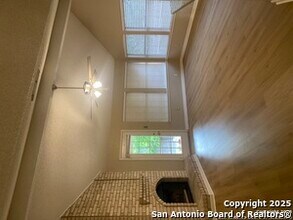 6327 Tally Gate in San Antonio, TX - Building Photo - Building Photo
