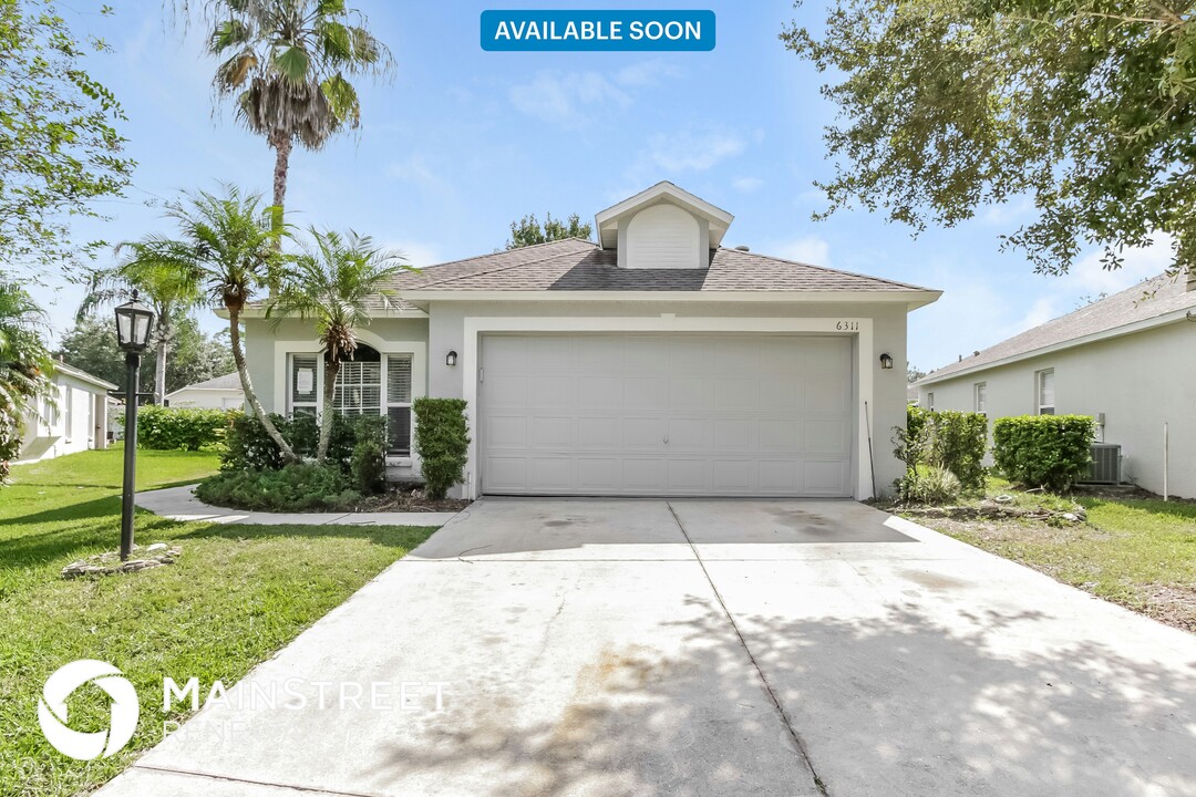 6311 Rose Rush Ct in Bradenton, FL - Building Photo