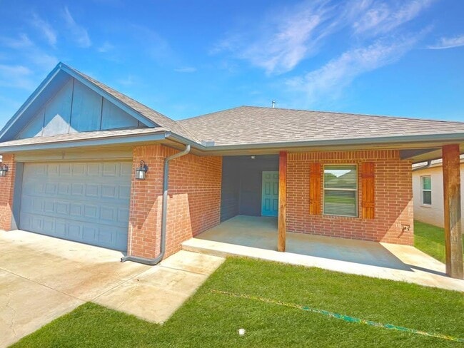 2225 Fallview Dr in Edmond, OK - Building Photo - Building Photo