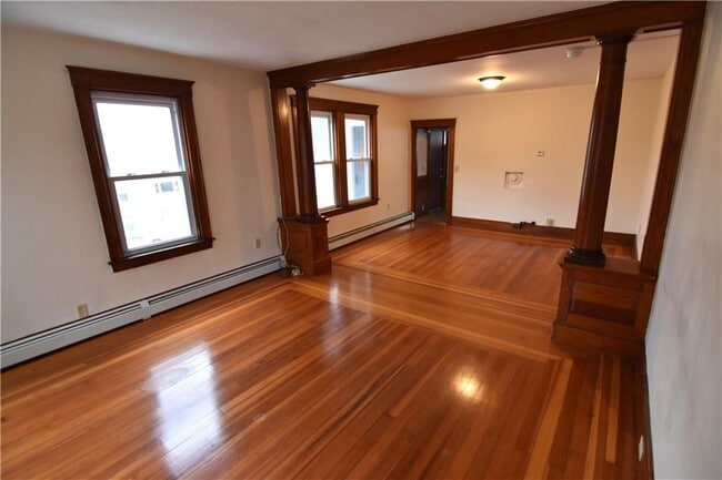 490 Manville Rd in Woonsocket, RI - Building Photo - Building Photo