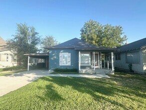 215-217 24th Ave S in Nampa, ID - Building Photo - Building Photo