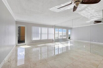 405 N Ocean Blvd in Pompano Beach, FL - Building Photo - Building Photo