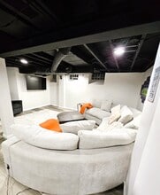 2212 Burger St in Dearborn, MI - Foto de edificio - Building Photo