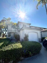 16276 SW 75th St in Miami, FL - Foto de edificio - Building Photo