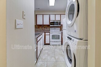 2504 Flint Dr in Wilmington, NC - Building Photo - Building Photo