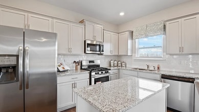 325 Tolbert Dr in Greenwood, SC - Building Photo - Building Photo
