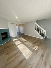 405 NE Highland Ln in Blue Springs, MO - Building Photo - Building Photo