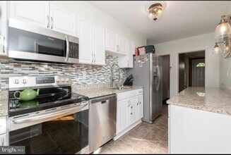 138 Brandon Rd in Baltimore, MD - Building Photo - Building Photo
