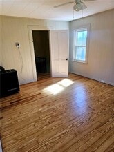 41 Franklin St-Unit -2 in Westerly, RI - Building Photo - Building Photo