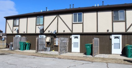 Merrillville 4 Plexes in Merrillville, IN - Building Photo - Building Photo