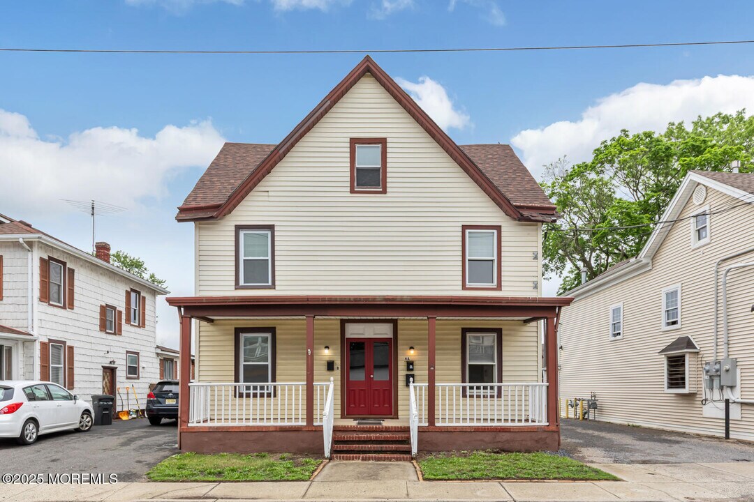 6 Water St in Englishtown, NJ - Building Photo