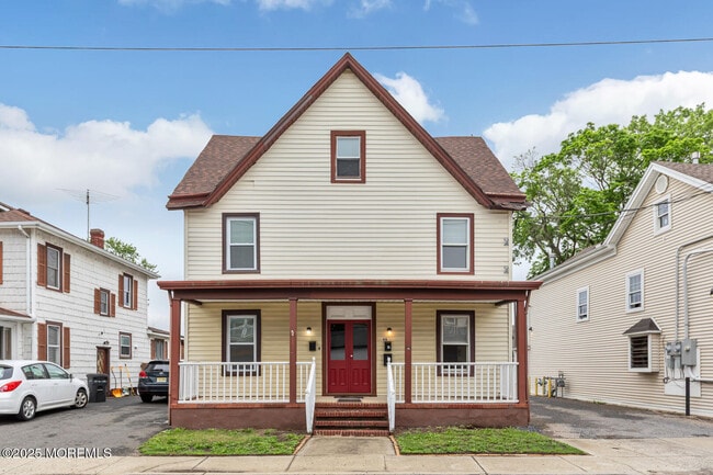 property at 6 Water St