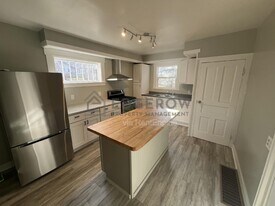 50 Mathews Ct NE in Grand Rapids, MI - Building Photo