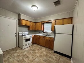 9240 Simmons Pl in Shreveport, LA - Building Photo - Building Photo