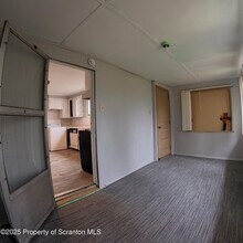 37 Hickory St in Wilkes-Barre, PA - Building Photo - Building Photo